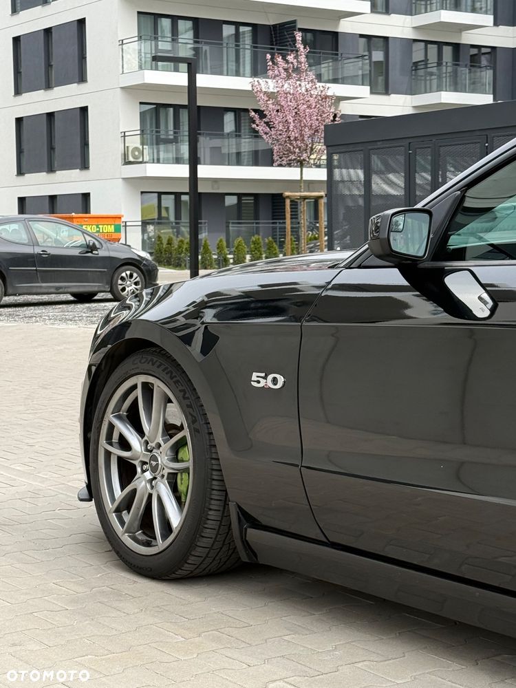 Ford Mustang 5.0 V8 GT - 35