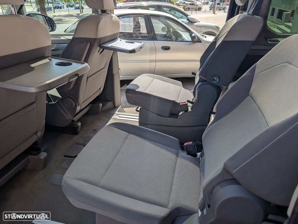 VW Multivan 2.0 TDI Life DSG - 14