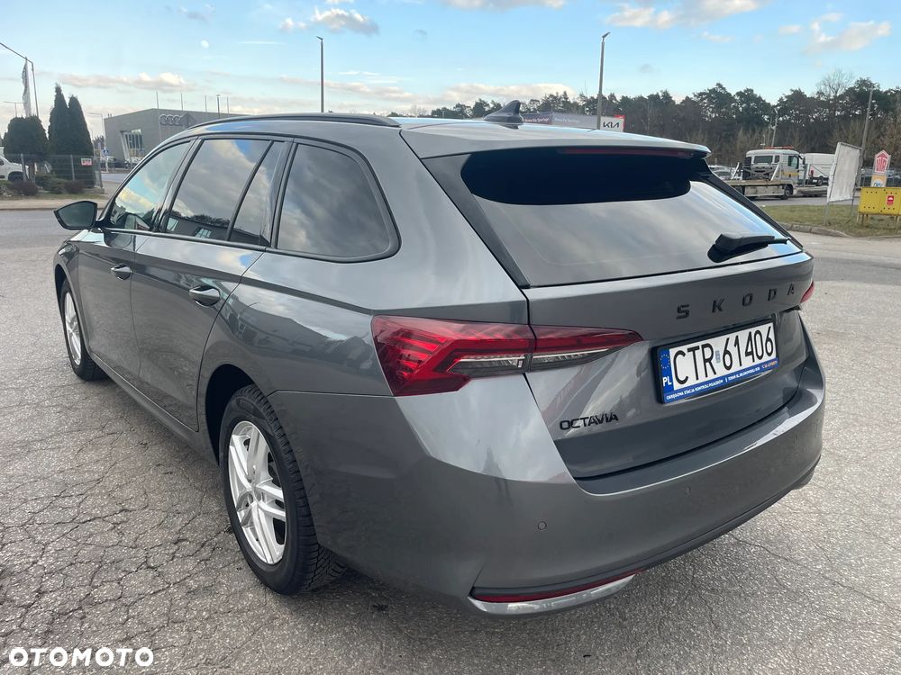 Skoda Octavia 2.0 TDI DSG Selection - 5