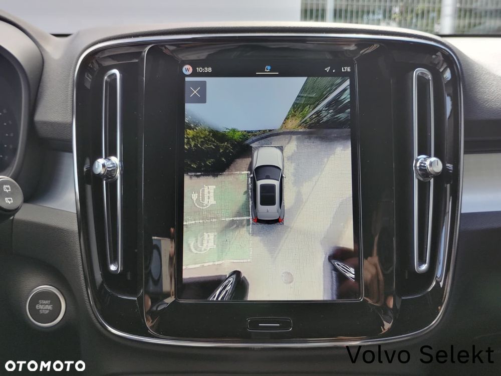 Volvo XC 40 - 32