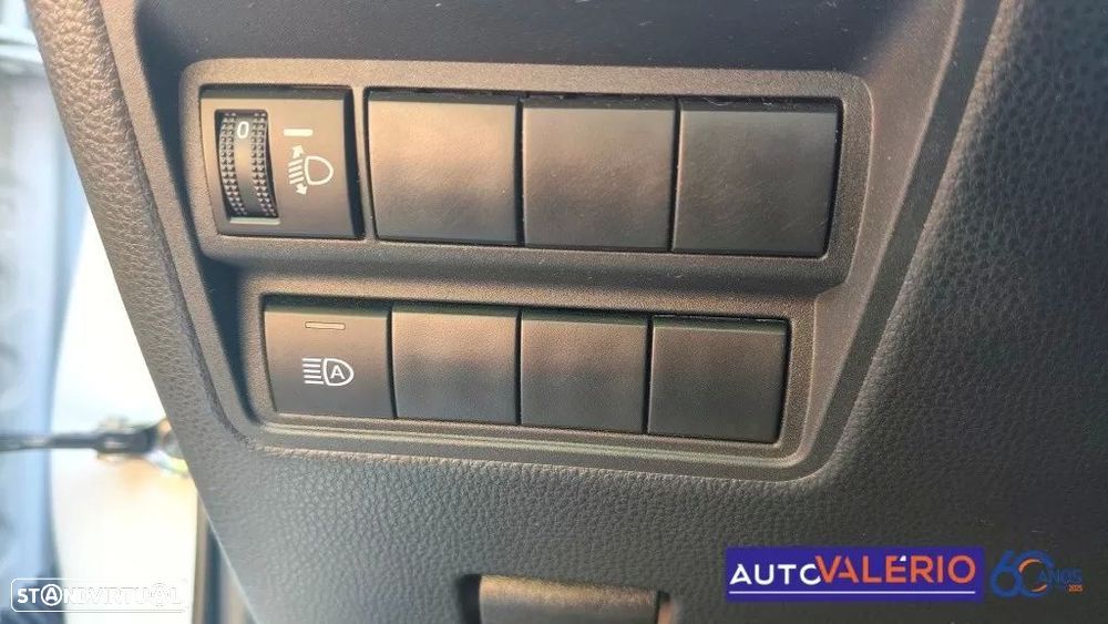 Toyota Yaris 1.5 HDF Comfort Plus - 14