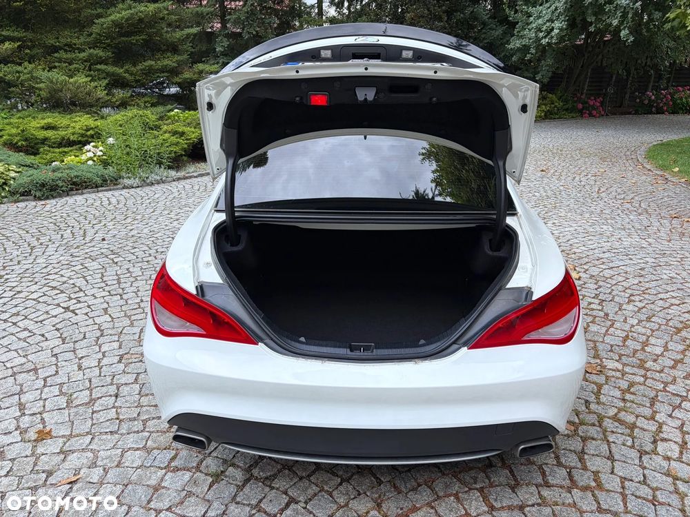 Mercedes-Benz CLA 250 4-Matic - 18