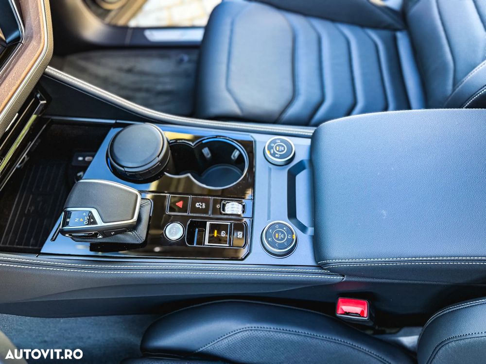 Volkswagen Touareg V6 TDI 4MOTION Elegance - 17