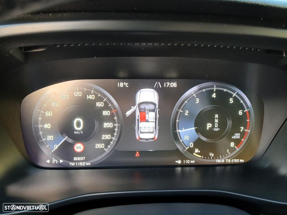 Volvo XC 40 1.5 T2 Momentum Core Geartronic - 10