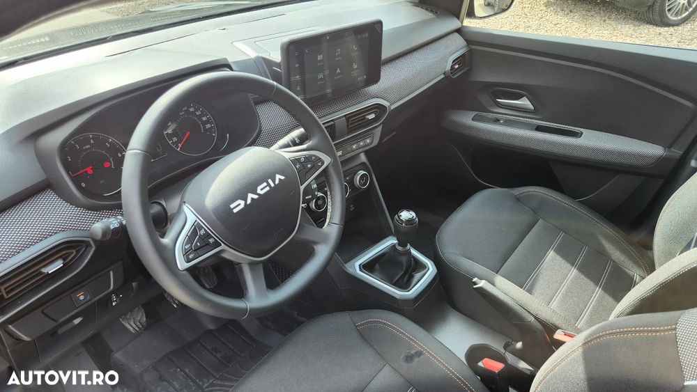 Dacia Sandero Stepway TCe 90 MT6 Expression - 16