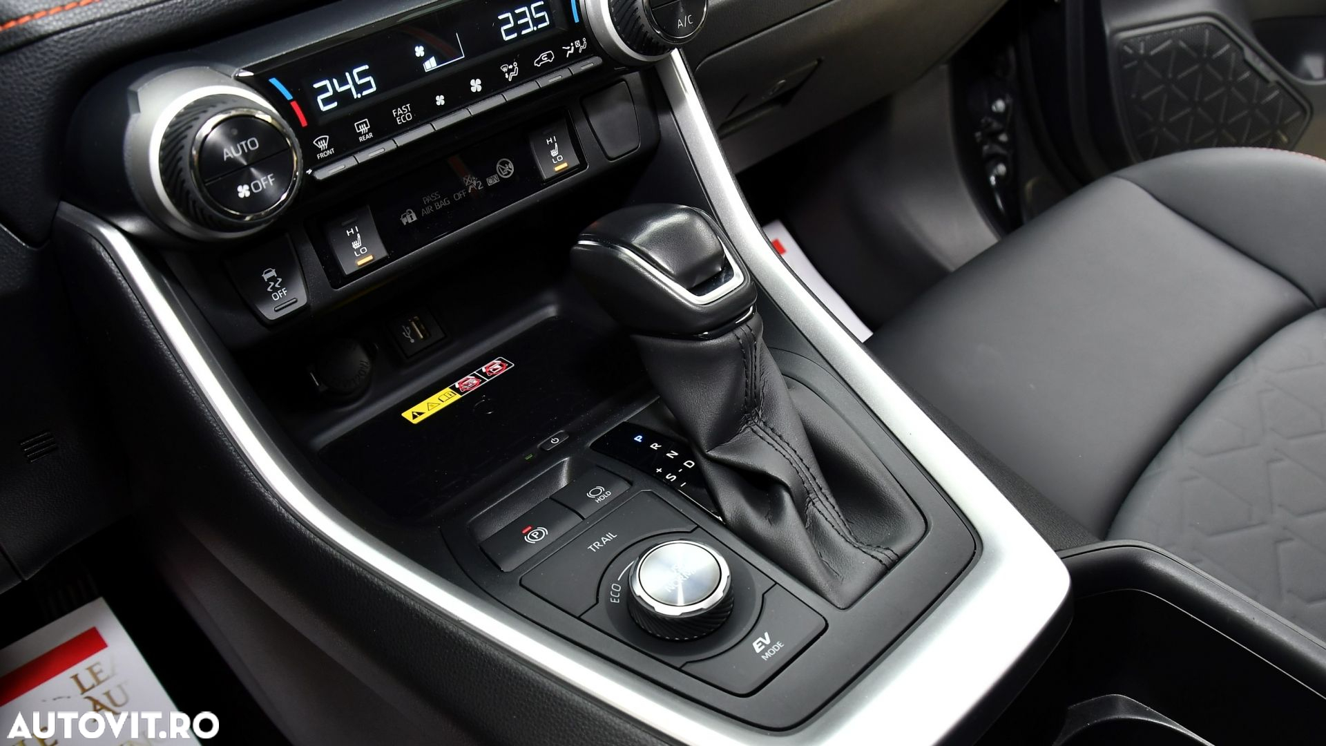 Toyota RAV4 - 13