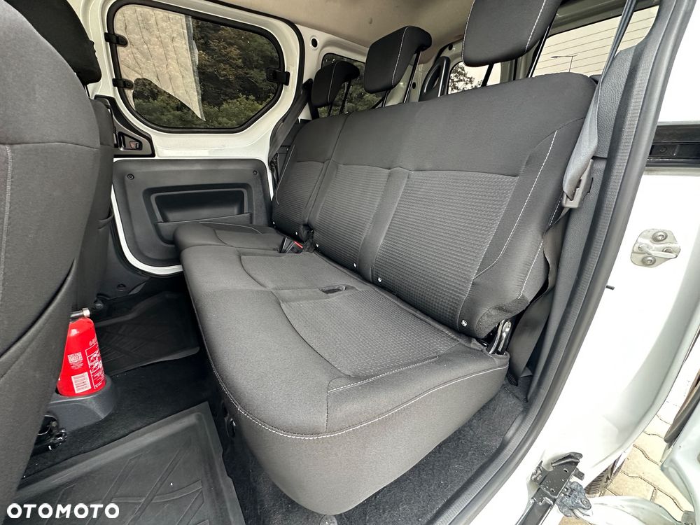 Dacia Dokker 1.5 Blue dCi Laureate - 13