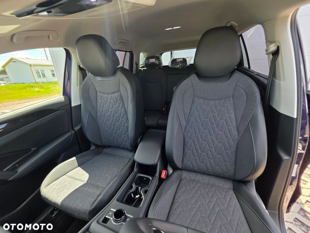Volkswagen Tayron 2.0 TSI 4Mot Life Plus DSG - 22