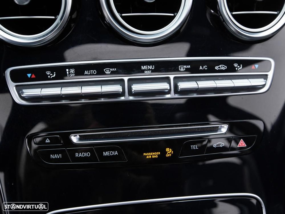 Mercedes-Benz C 63 AMG S - 32