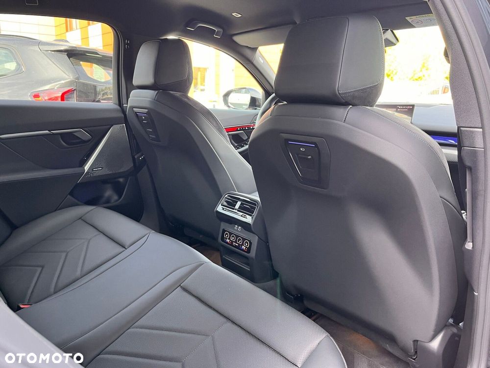 BMW Seria 5 530e xDrive PHEV M Sport - 27