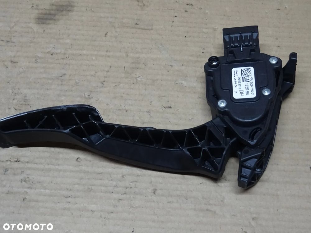 PEDAŁ CZUJNIK POTENCJOMETR GAZU OPEL INSIGNIA 1,6 , 2,0 CDTI - 3