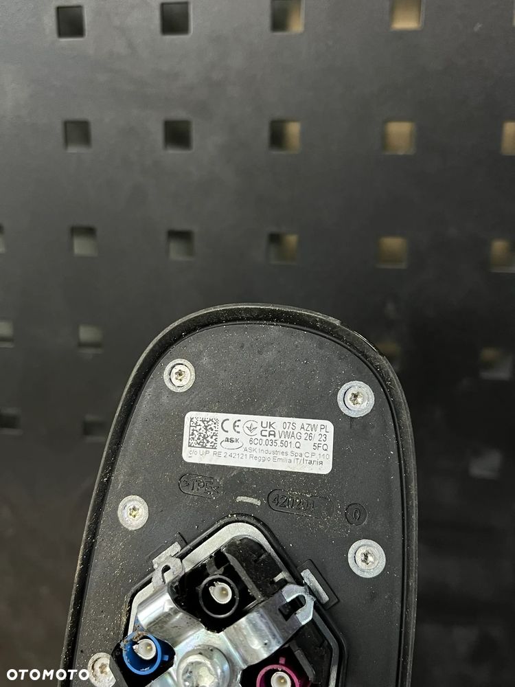 VW Volkswagen Polo 2G Antena dachowa 6C0035501Q - 3