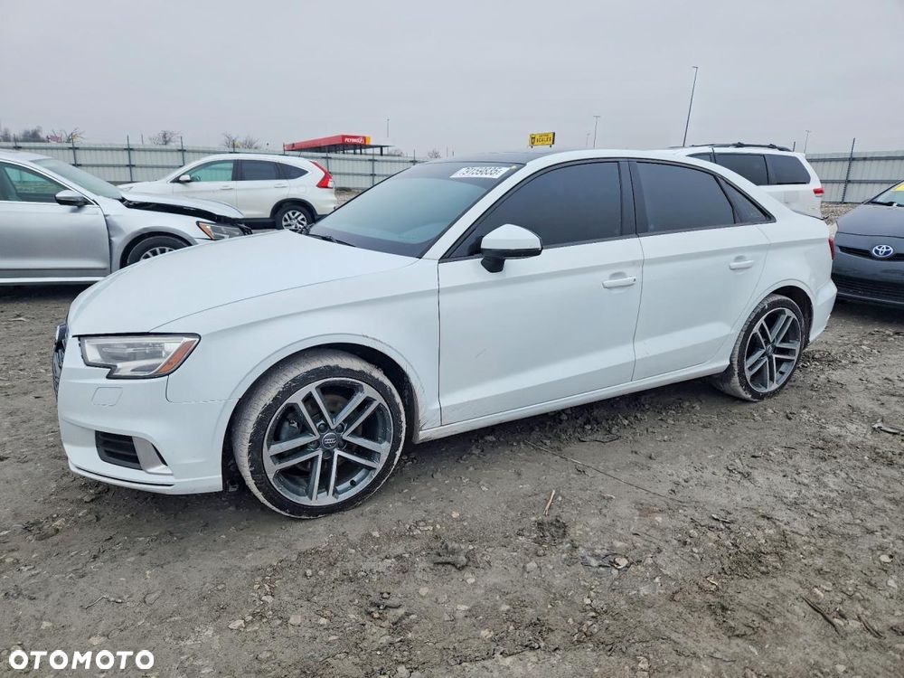 Audi A3 Limousine - 1