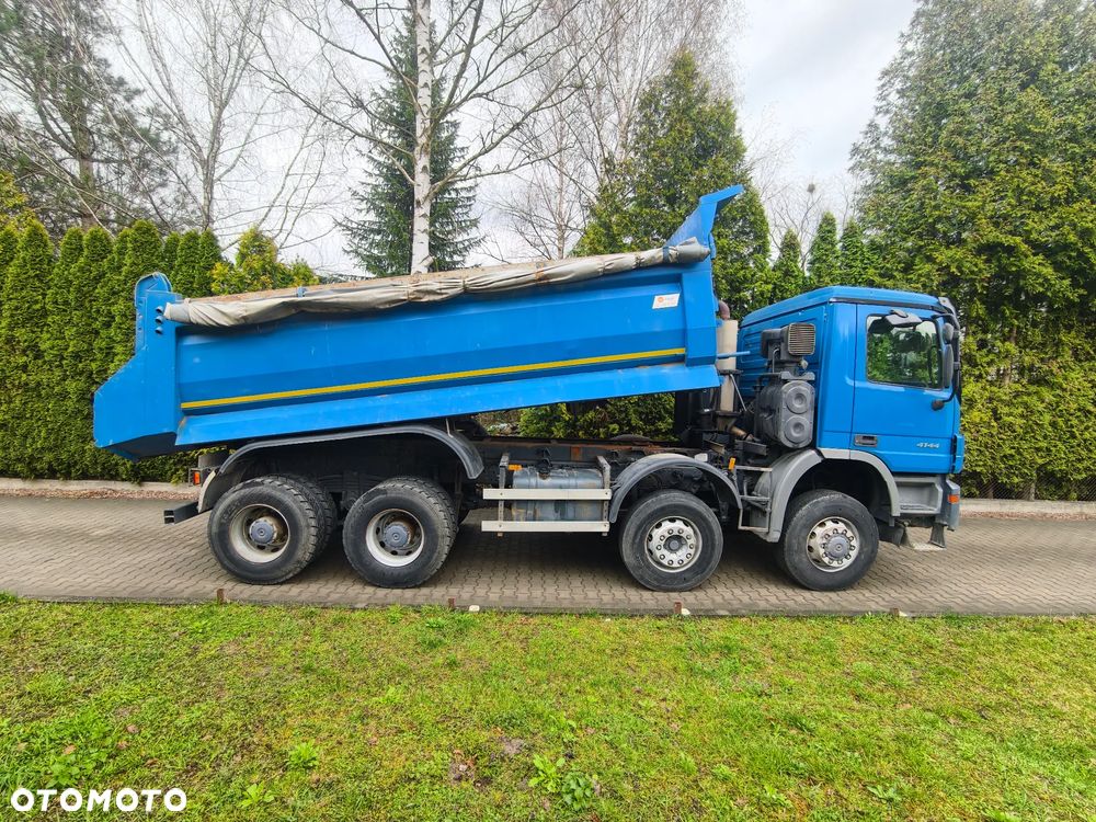 Mercedes-Benz Actros - 2