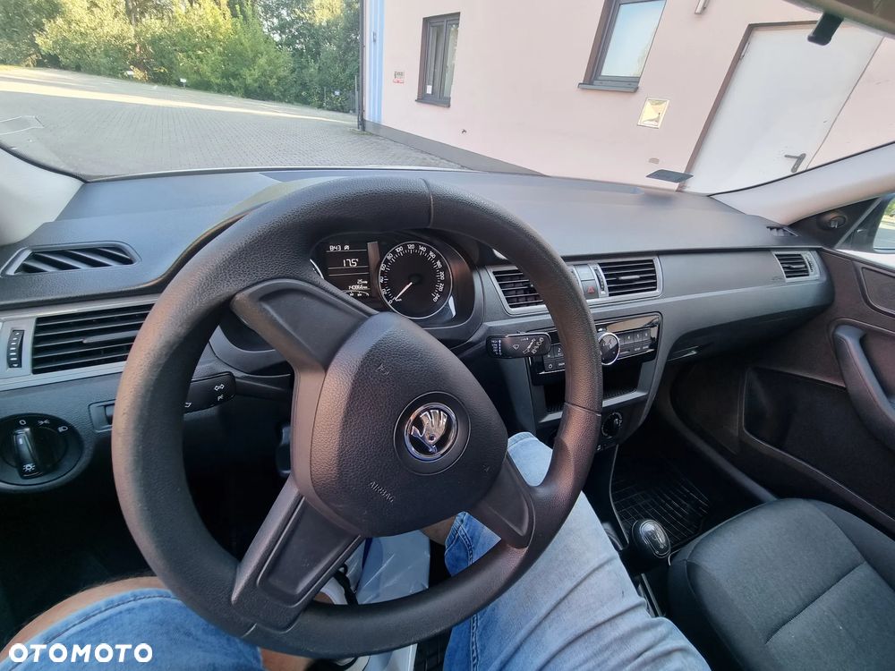 Skoda RAPID 1.2 TSI Ambition - 5