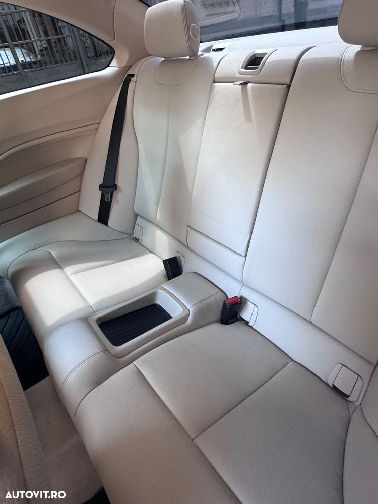 BMW Seria 2 220i Luxury Line - 11