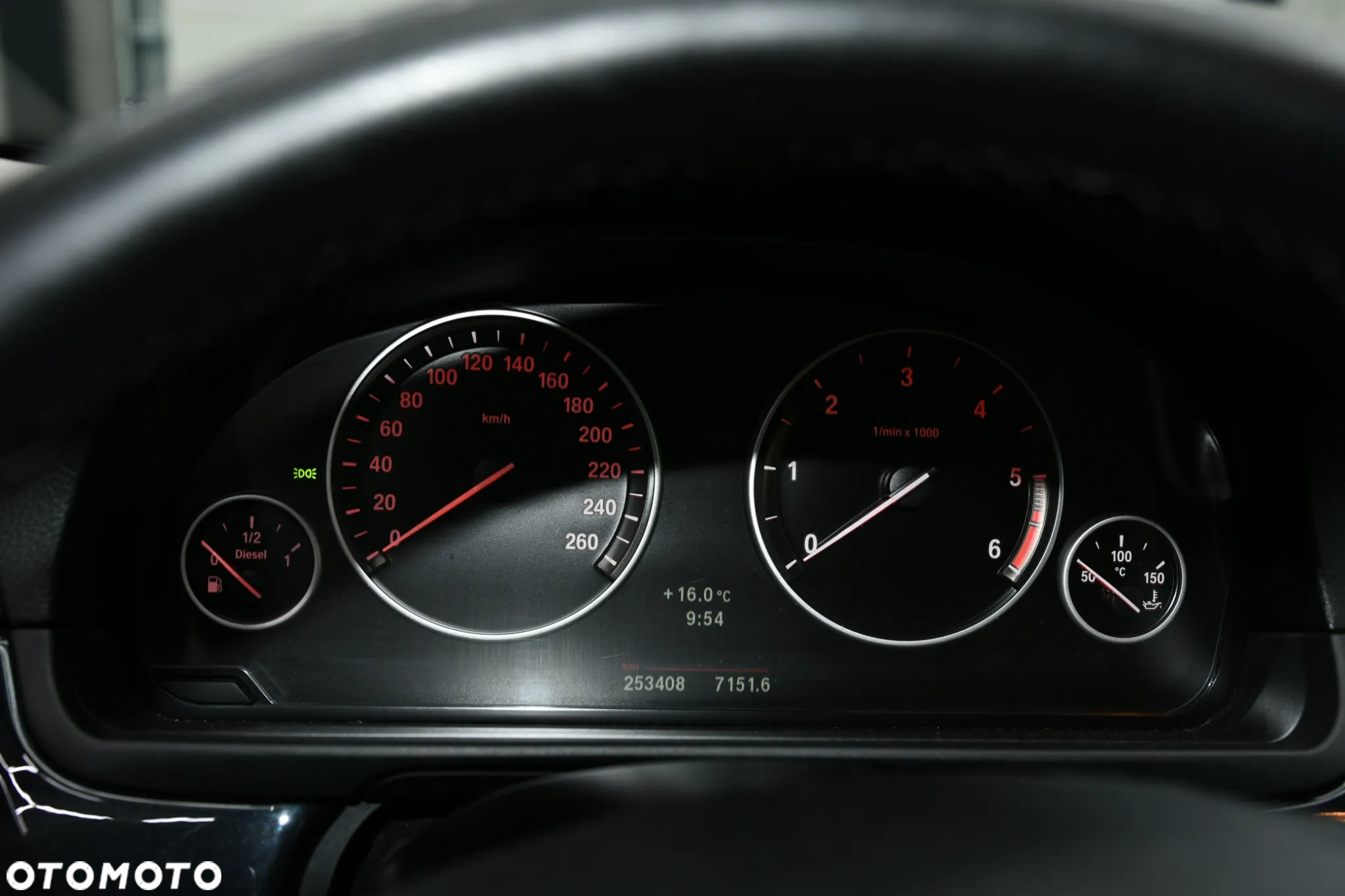 BMW Seria 5 525d - 21