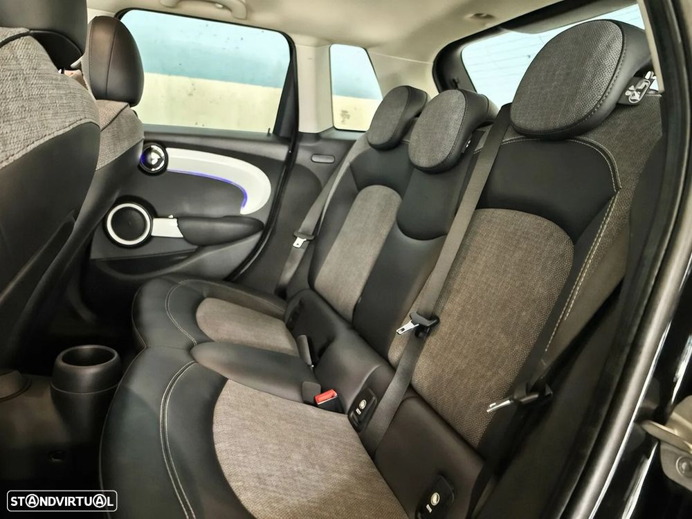 MINI 5 Portas Cooper D - 9