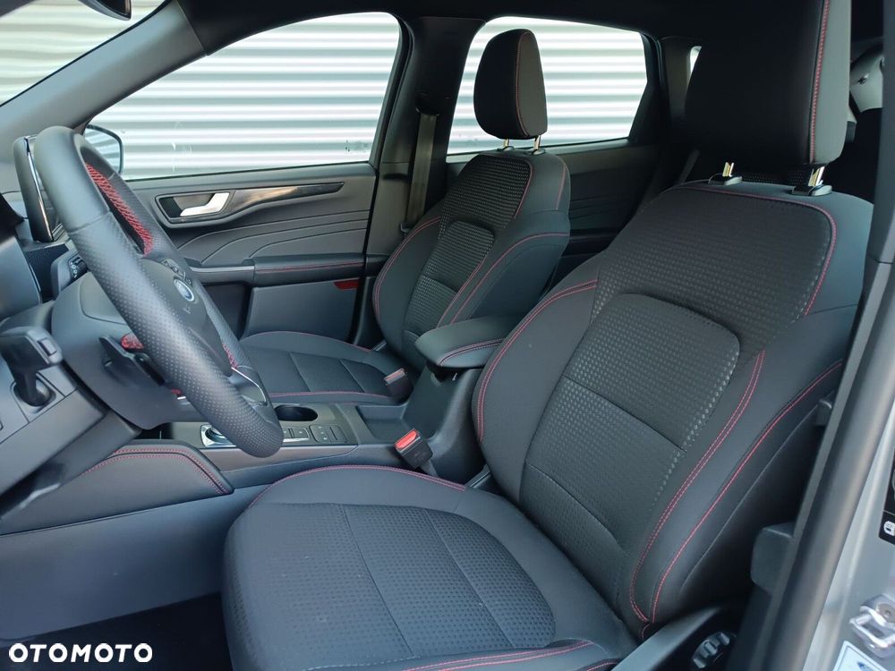 Ford Kuga 2.0 EcoBlue AWD ST-Line - 28