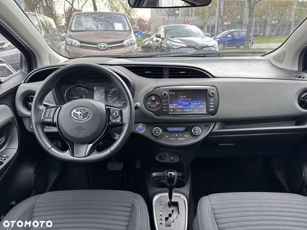 Toyota Yaris - 11