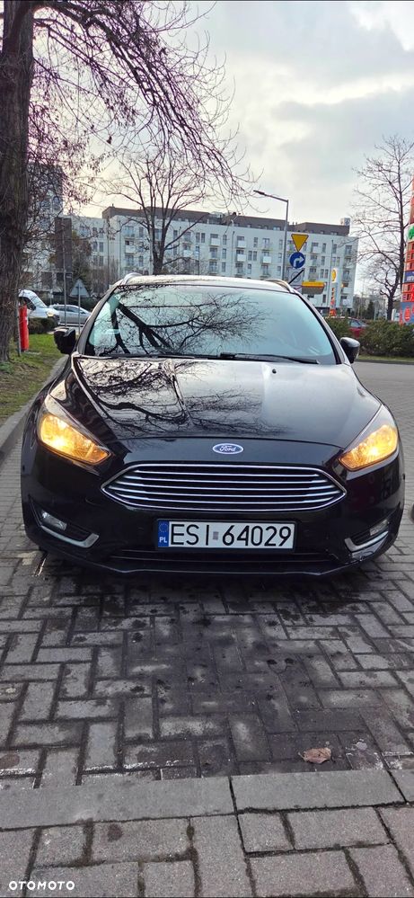 Ford Focus 1.5 TDCi Titanium PowerShift - 1