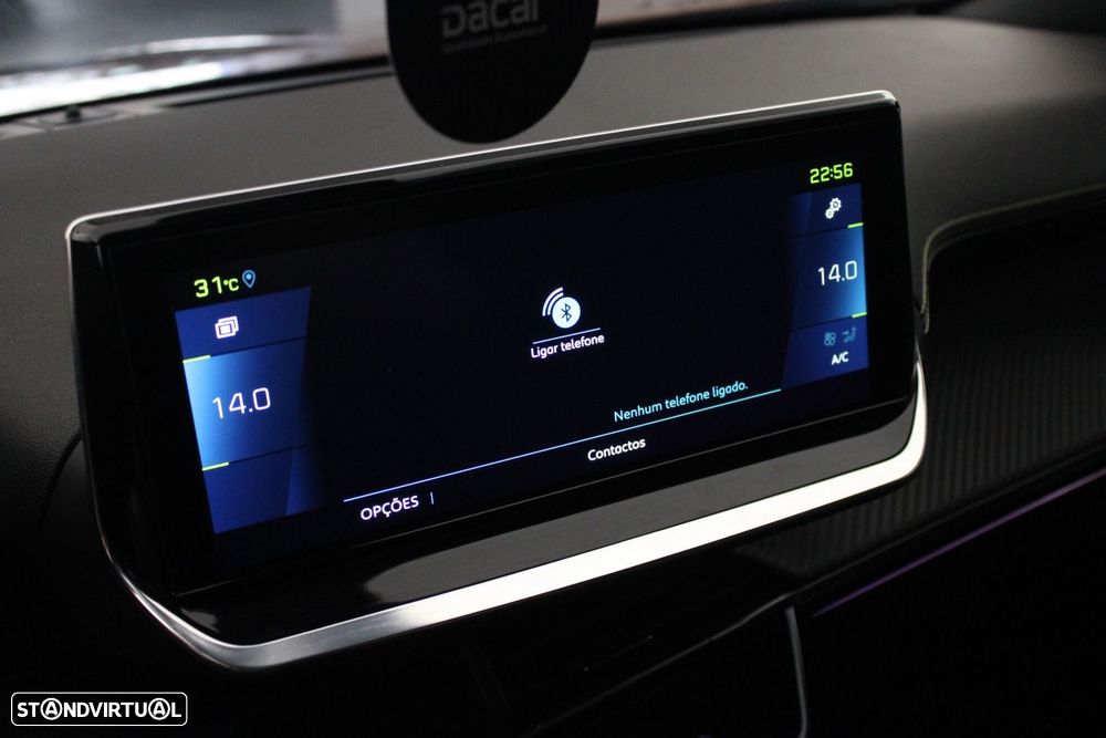 Peugeot e-2008 50 kWh GT - 19
