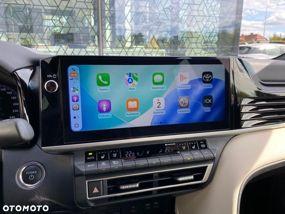 Toyota Camry - 15