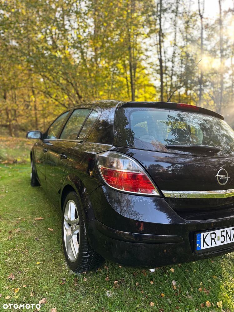 Opel Astra - 4