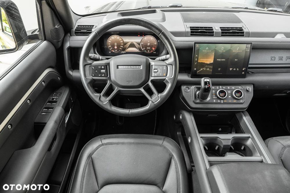 Land Rover Defender 110 D250 X-Dynamic SE - 13