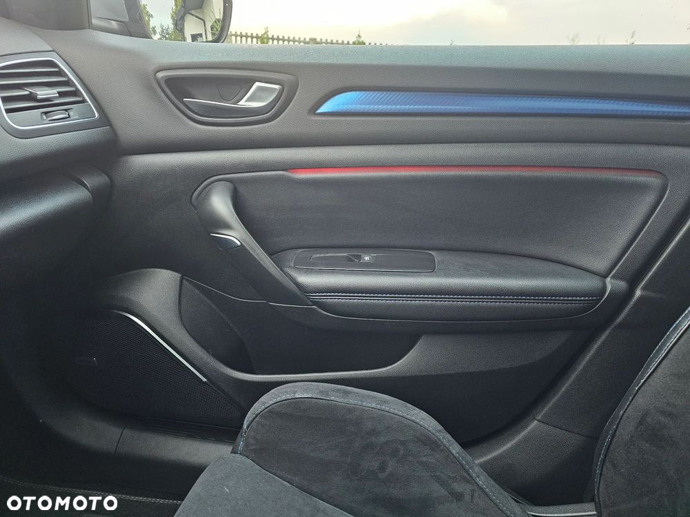 Renault Megane 1.6 TCe GT EDC - 28