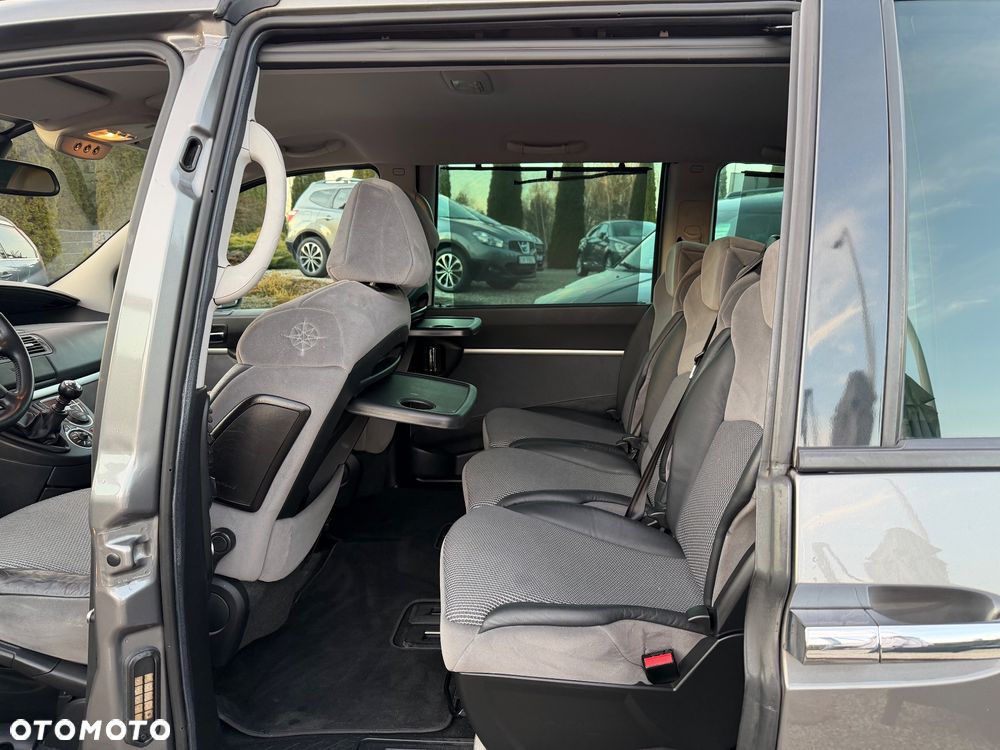 Peugeot 807 HDi 135 Platinum - 17