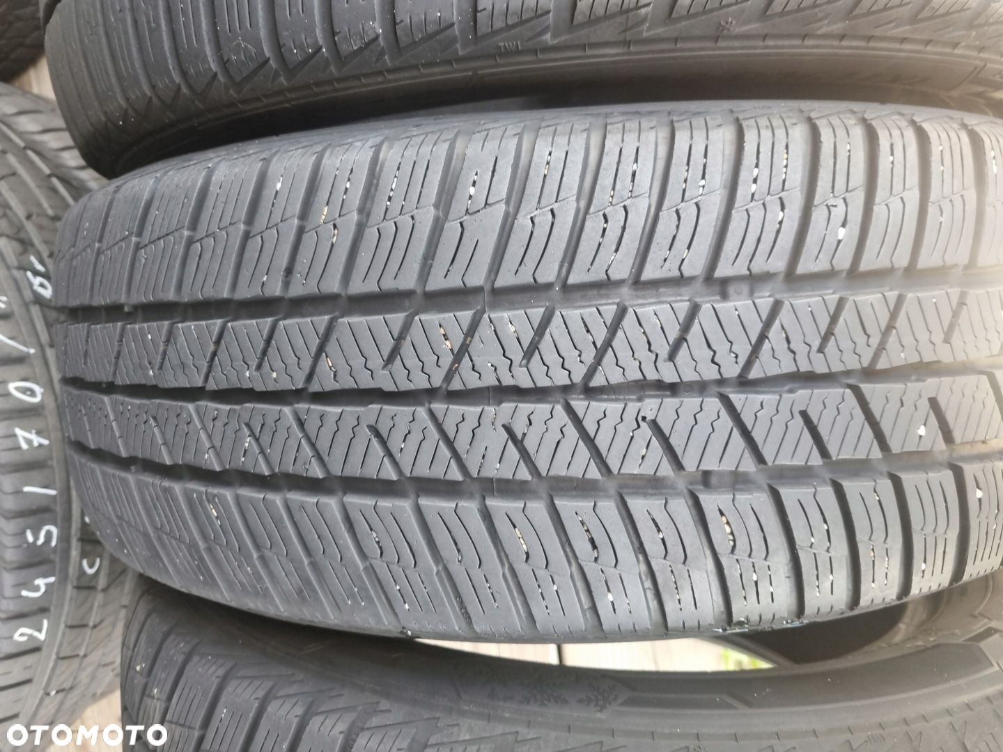 Opona zimowa Barum Polaris 5 205/55R16 94H 2021r,6,5/6mm bdb stan - 4