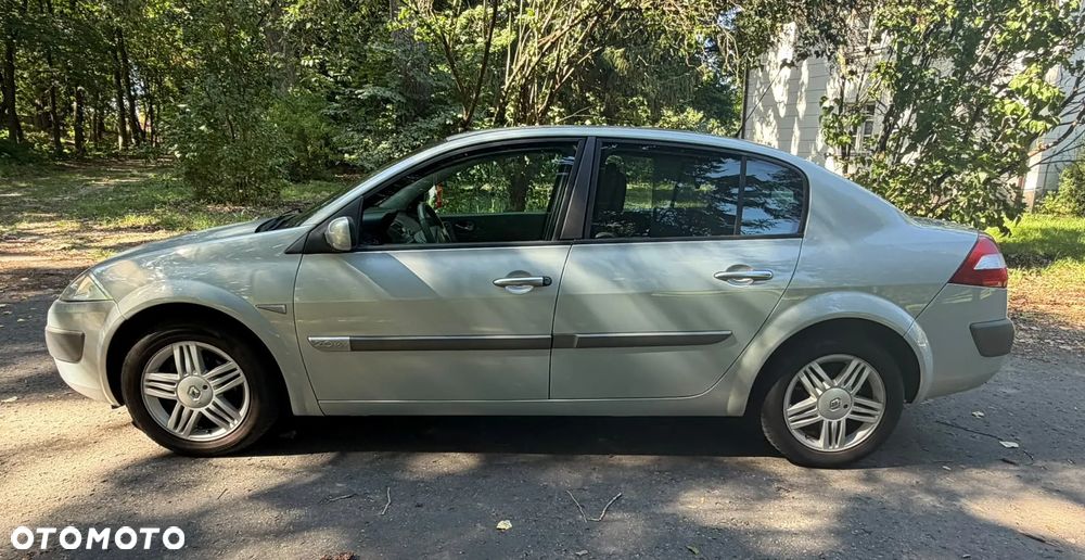 Renault Megane 2.0 Privilege - 11
