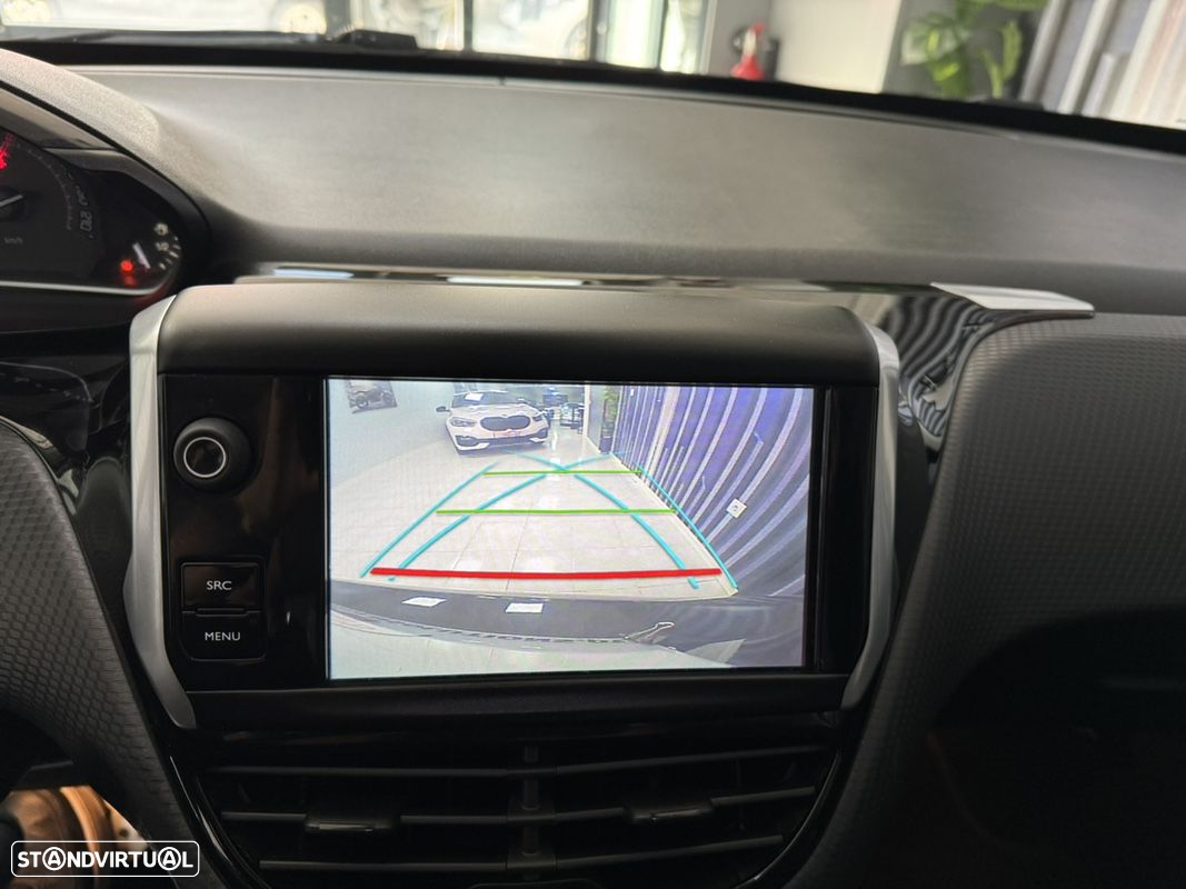 Peugeot 208 1.2 PureTech GT Line EAT6 - 15