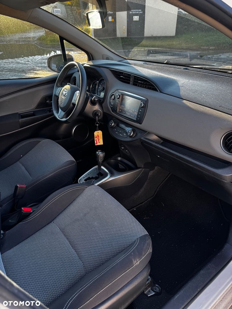 Toyota Yaris - 6