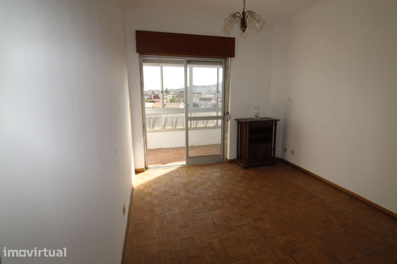 Apartamento T2 em Algueirão - Grande imagem: 3/23
