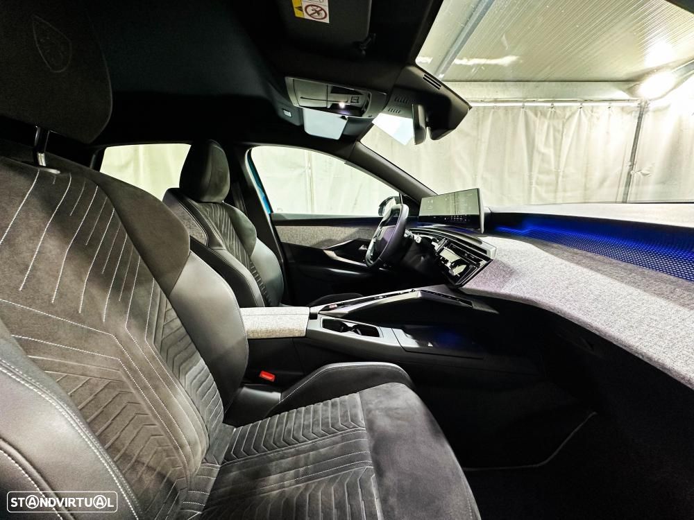 Peugeot E-3008 73 kWh Allure - 10