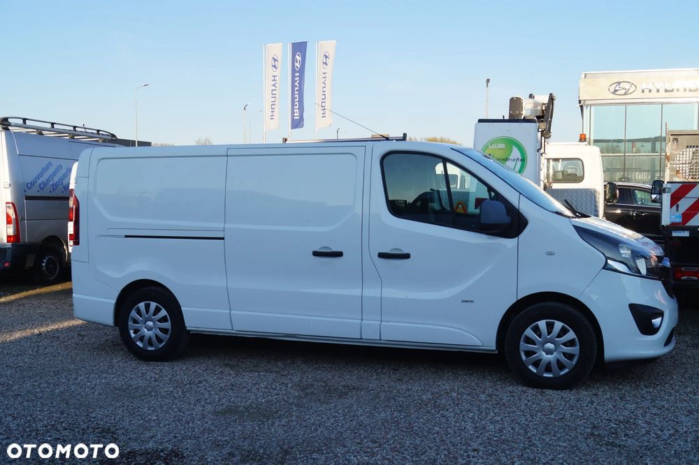 Opel Vivaro - 9