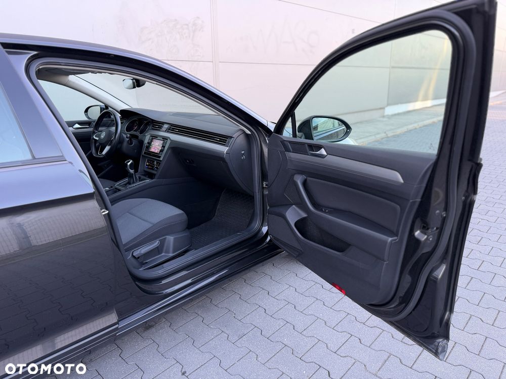 Volkswagen Passat 1.5 TSI EVO Business - 13