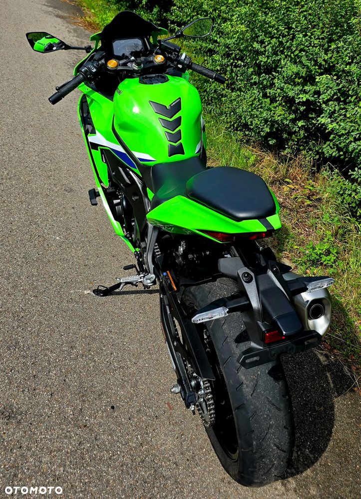 Kawasaki ZX - 8