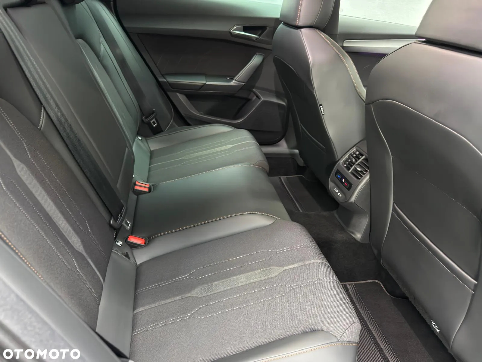 Cupra Formentor 1.5 TSI DSG - 32