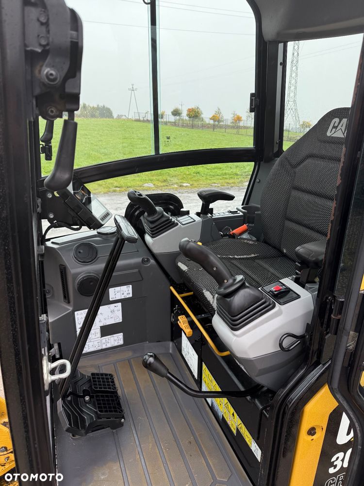 Caterpillar 302 CR - 10