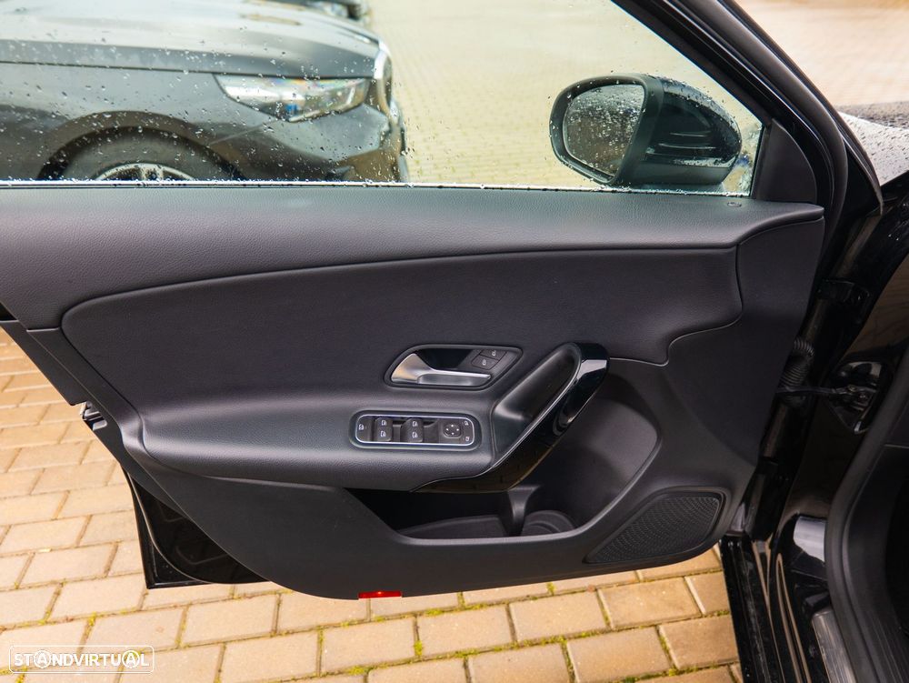 Mercedes-Benz A 180 d Business Solutions - 11