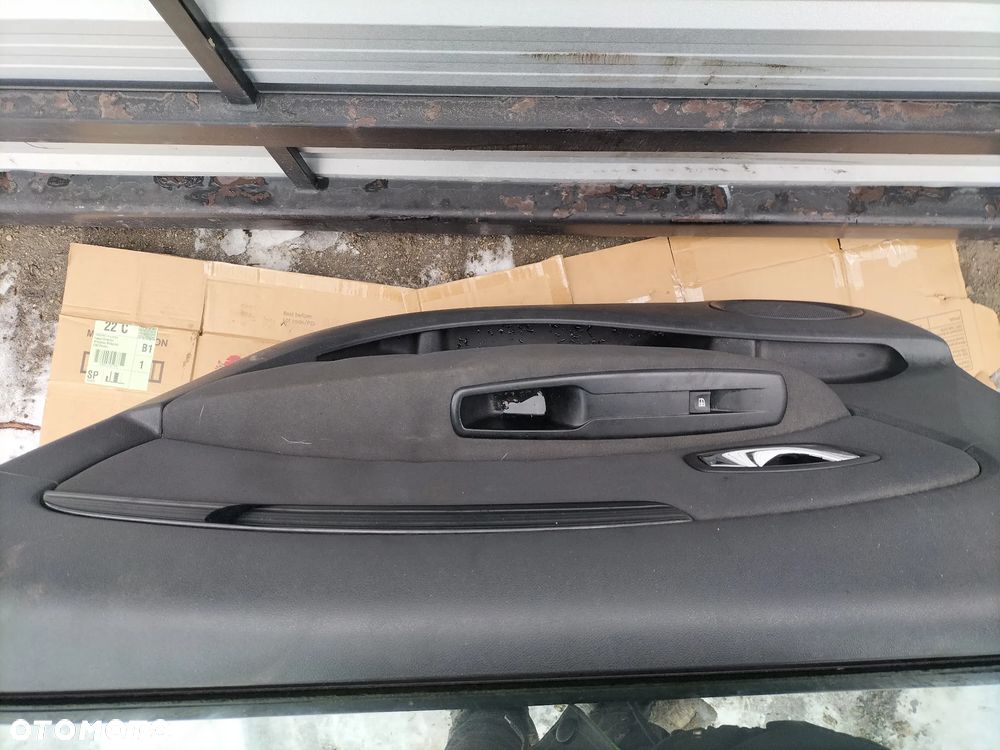 DRZWI PRAWY PRZÓD RENAULT SCENIC III  2008- - 9