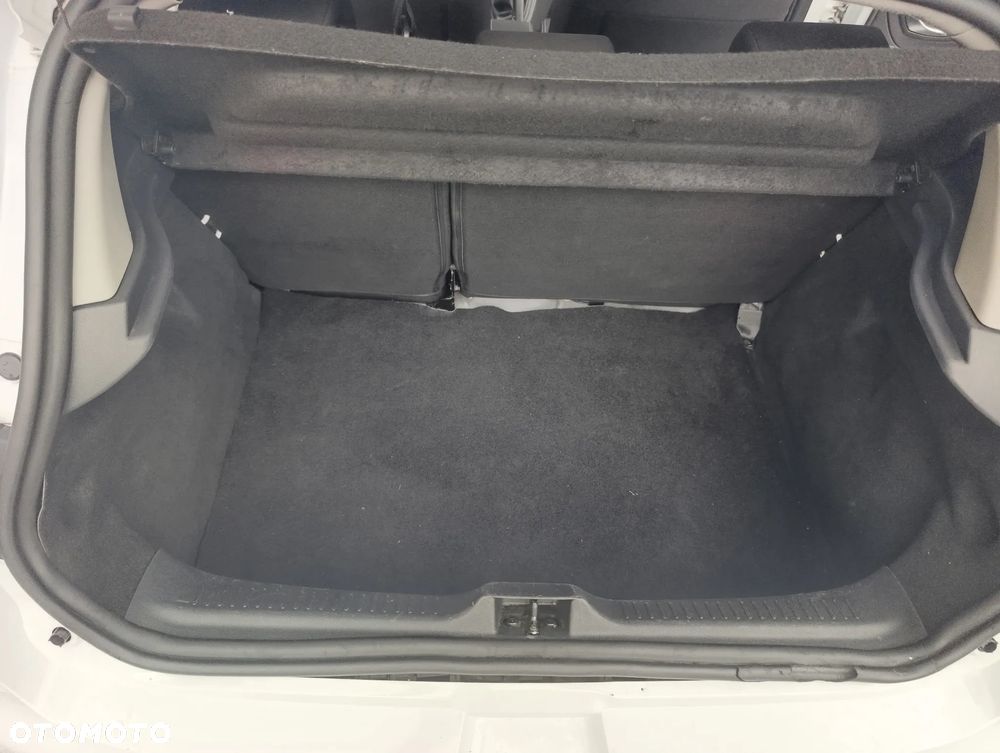 Renault Clio 1.5 dCi Energy Business EU6 - 37
