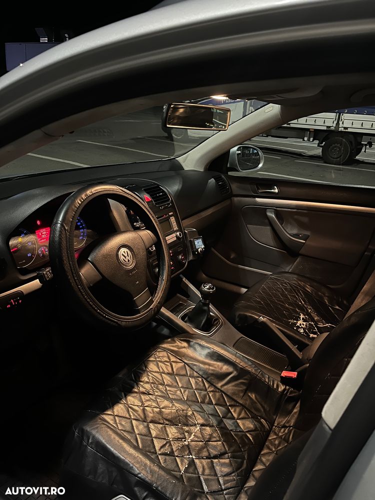 Volkswagen Golf 1.9 TDI Comfortline - 24
