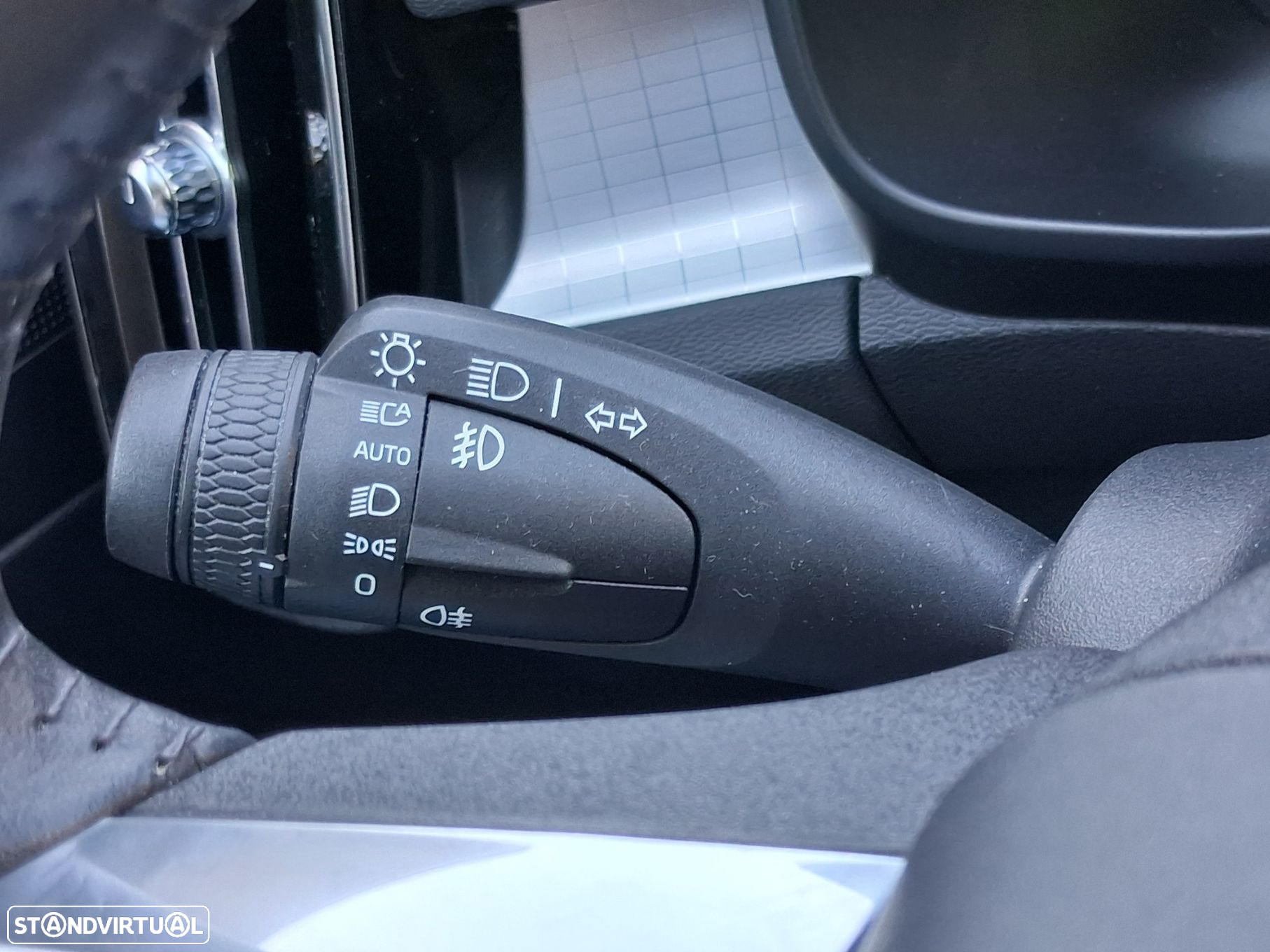 Volvo XC 40 1.5 T5 PHEV Momentum Plus - 35