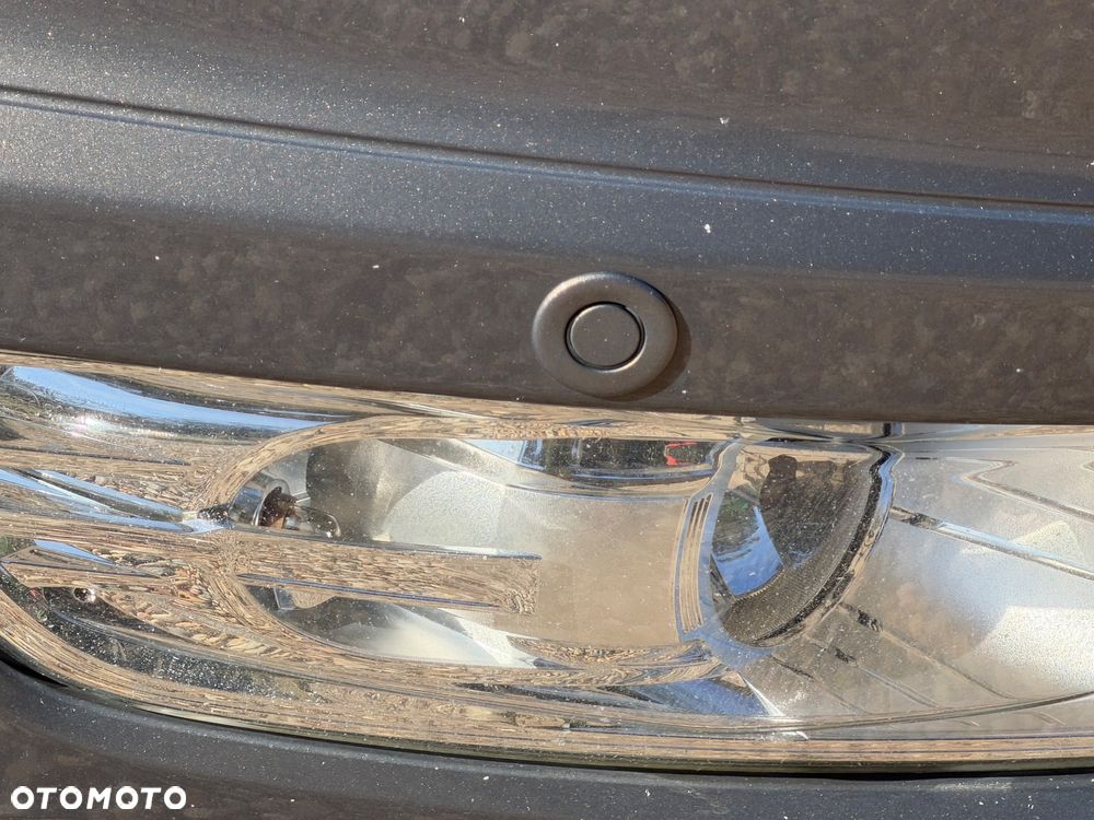 Ford Galaxy 2.0 TDCi Titanium - 12