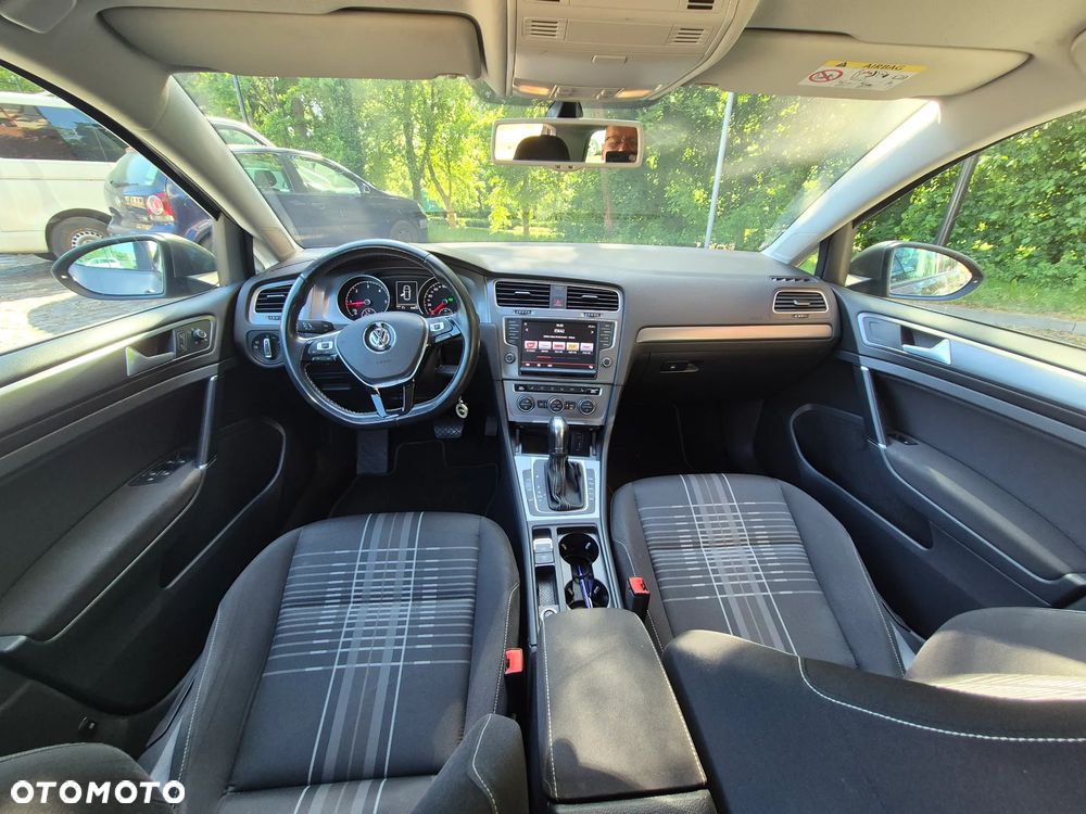 Volkswagen Golf 1.6 TDI BlueMotion Technology DSG Lounge - 7