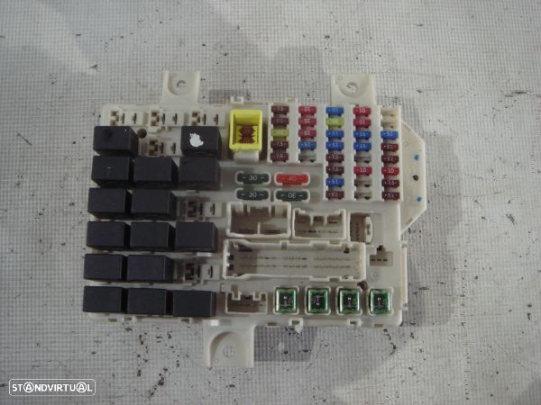 Caixa Dos Fusíveis Mitsubishi Colt Vi (Z3_A, Z2_A) - 1